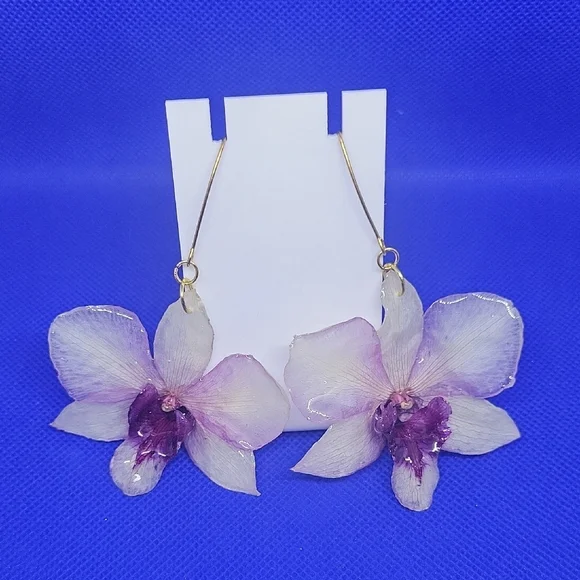 Purple and White Orchid Earrings with  Gold Hooks - Picture 3 of 4